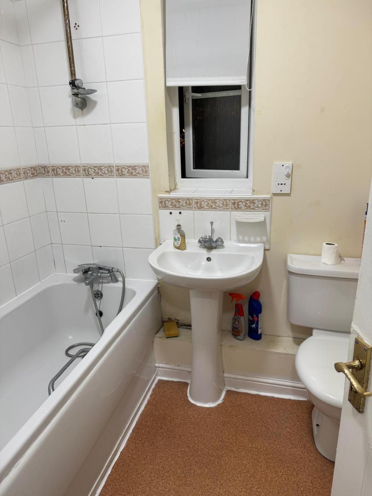 Apartment Natural Full Flat Near Station With Private Toilet Shower Kitchen In Central *