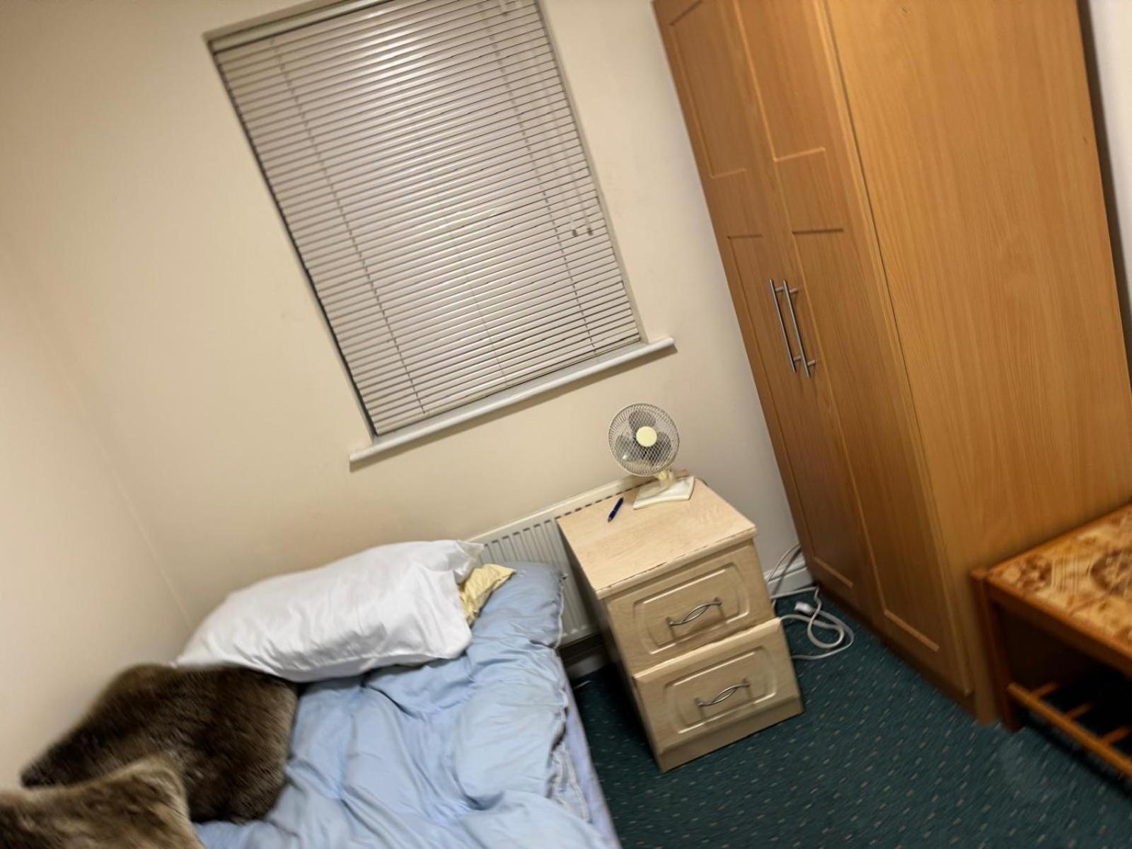 Natural Full Flat Near Station With Private Toilet Shower Kitchen In Central Appartamento